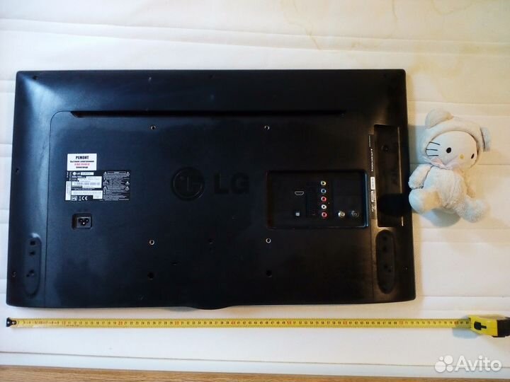 Телевизор LG 32LB561U, 32 дюйма,Польша,идеальное с