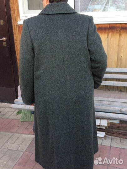 Пальто демисезонное утепленное разм 54