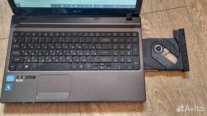 Ноутбук Aser Aspire 5750g