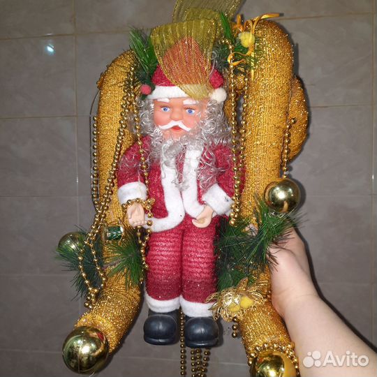 Дед мороз под елку