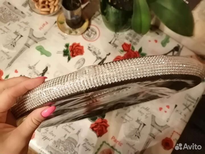 Оплетка на руль со стразами