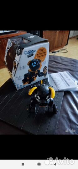 Робот игрушка