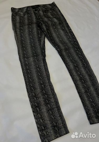 Джинсы новые Guess