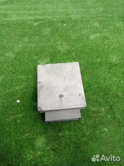 Блок управления двс Ford Focus 1 eddb 2000