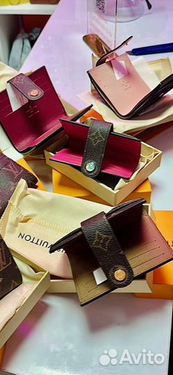 Кошелек Louis Vuitton оригинал.исполнение