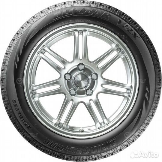 Bridgestone Blizzak VRX 235/45 R18 94S