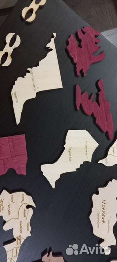 Карта мира из дерева