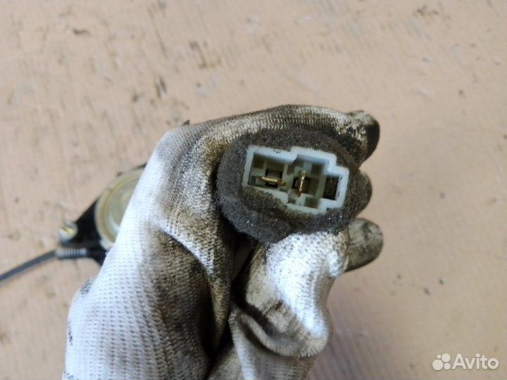 Стеклоподъемник передний правый Kia Sportage 2.0