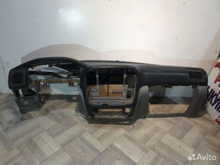 Торпедо Toyota Land Cruiser 100