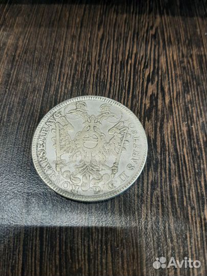 Монета серебро