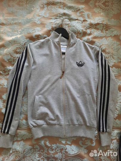 Спортивный костюм adidas женский