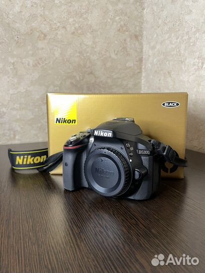 Зеркальный фотоаппарат Nikon d5300 body