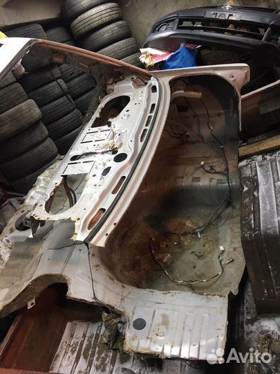 Крыло заднее правое Ниссан sunny
