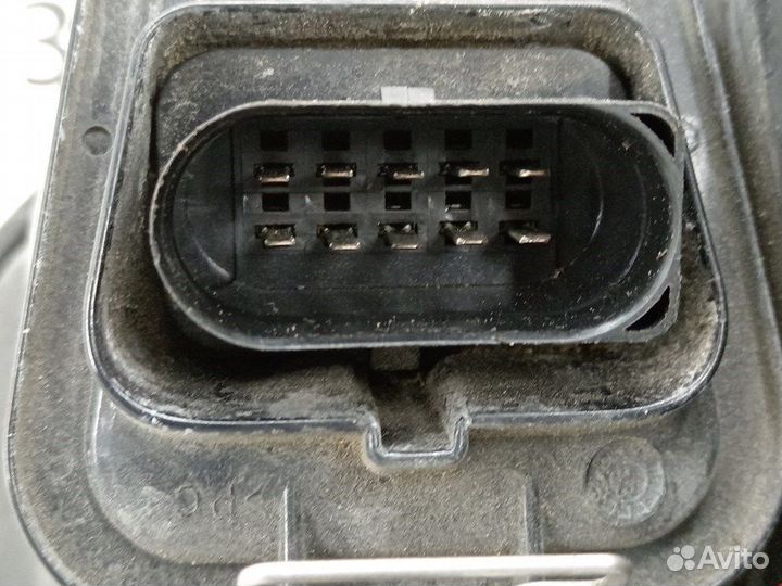 Фара передняя для Volkswagen Golf 4 1J1941017K