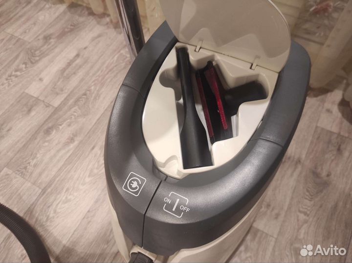 Пылесос Karcher с аквафильтром