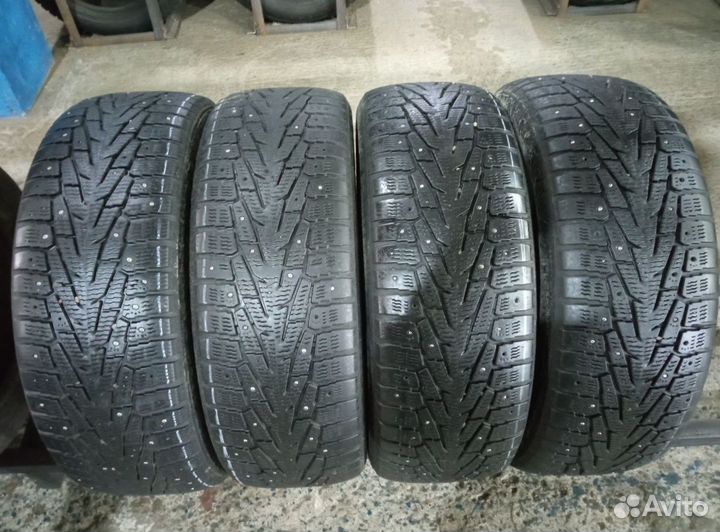 Nokian Tyres Hakkapeliitta 7 SUV 235/55 R19 102N