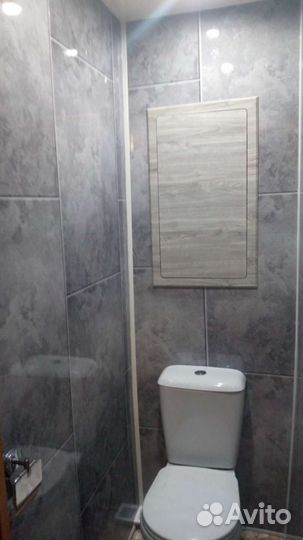 Ванна туалет пластиковыми панелями