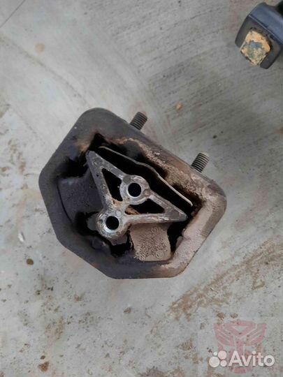 Подушка двигателя Chevrolet Lanos 2007