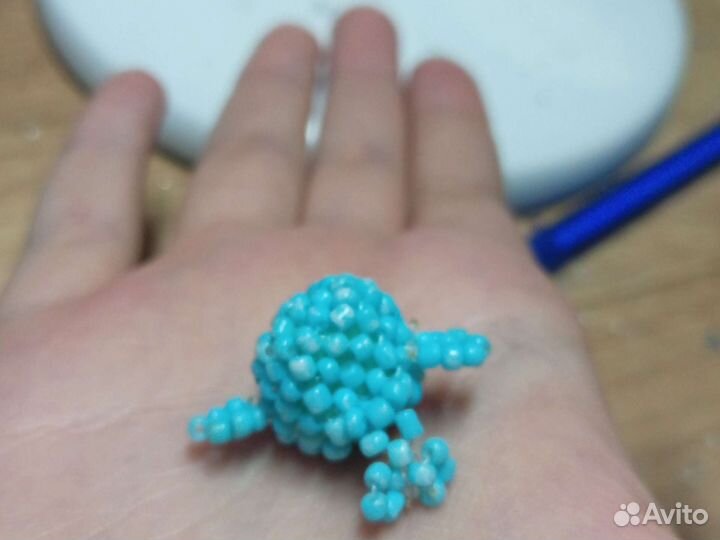 Кит из бисера