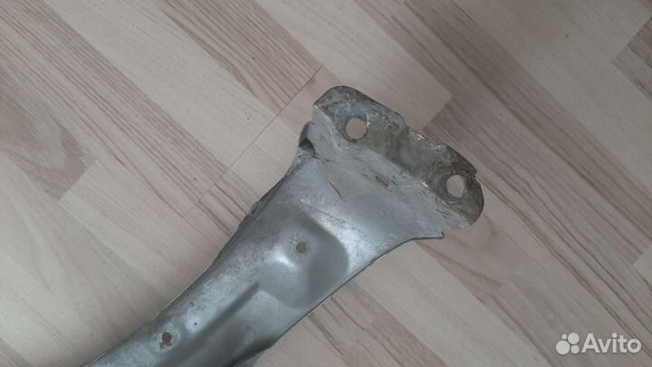 Левое крыло на Nissan Qashqai J10, 1 поколение