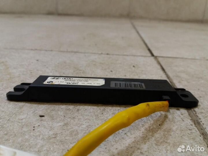 Антенна бесключевого доступа Kia Sportage 4 QL 201