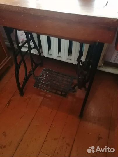 Швейная машинка 