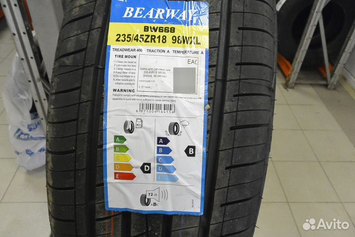 Bearway BW668 235/45 R18 98V