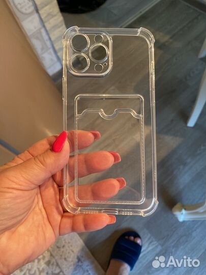 Чехлов на iPhone 13 про