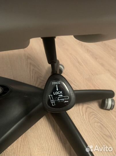 Детское компьютерное ортопедическое кресло