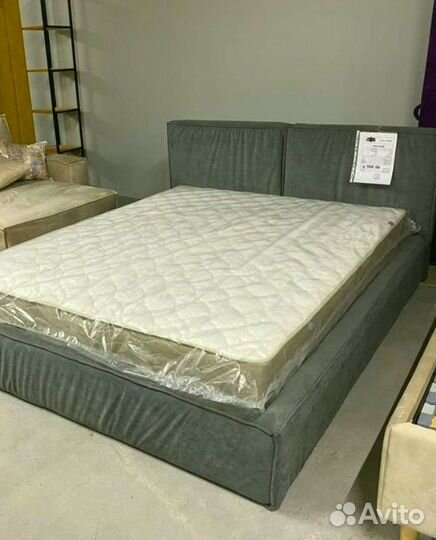 Кровать двуспальная на заказ