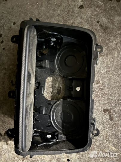 Подстаканник BMW F10