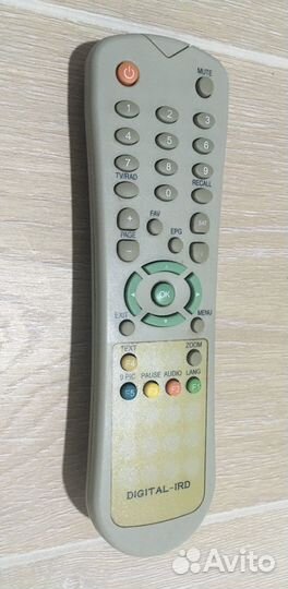 Спутниковый ресивер Lumax DV-638