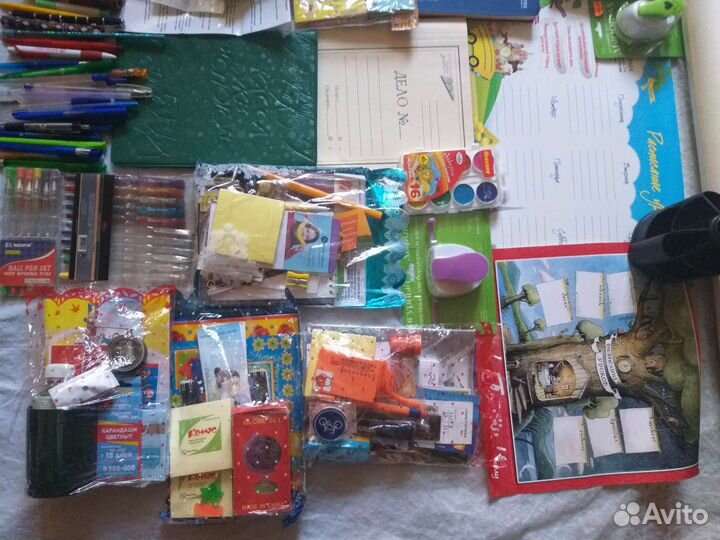 Школьный канстовары набор