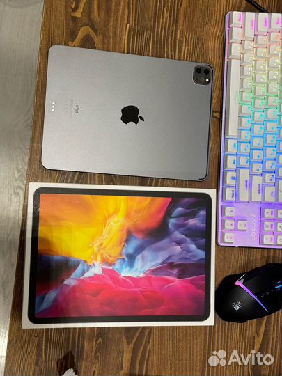 iPad pro 11 -2 gen 128gb - идеал продажа/обмен