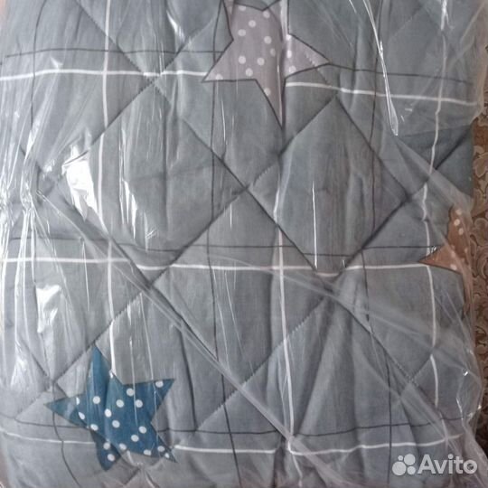 Текстиль домашний, плед, одеяло, подушки