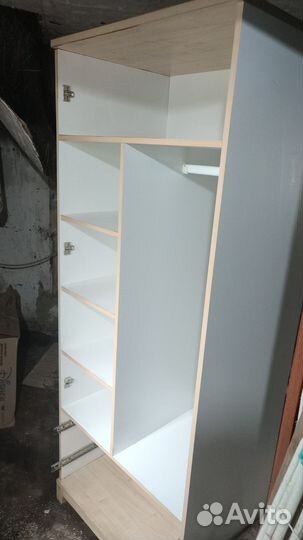 Шкафы и стеллаж