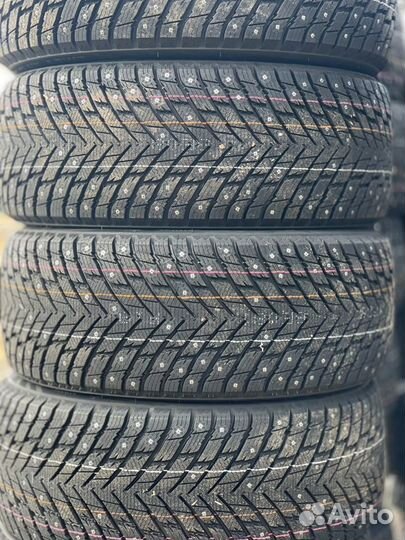 Arivo Ice Claw ARW7 255/35 R19 96T