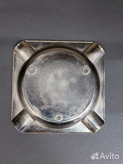 Пепельница Кремль квадратная 7,2 х 7,2 см метал