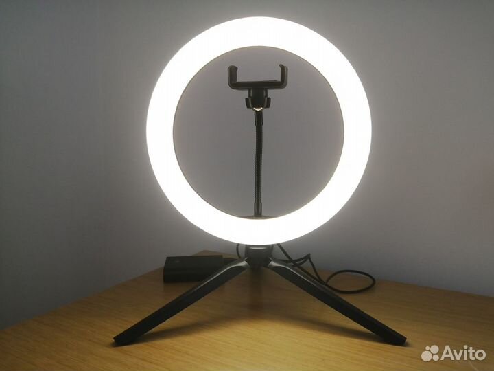 Лампа кольцевая SL-26E с держателем