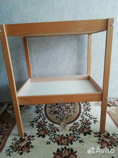 Пеленальный столик