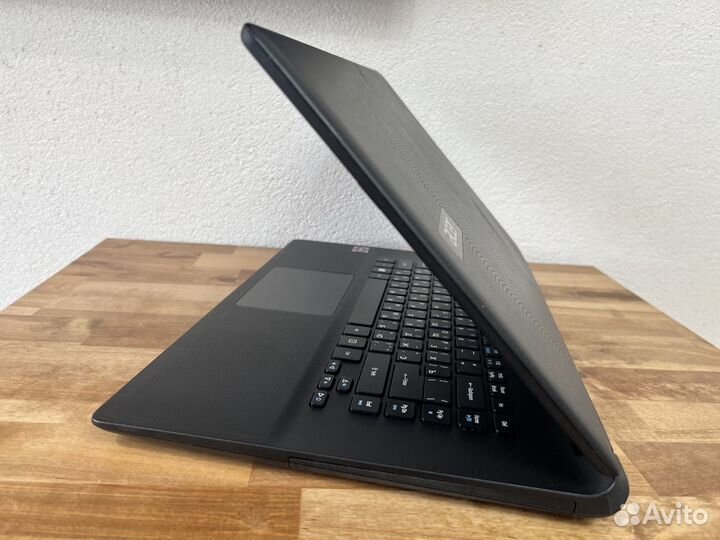 Тонкий быстрый Acer идеал 8Gb SSD256+500Gb 5 часов