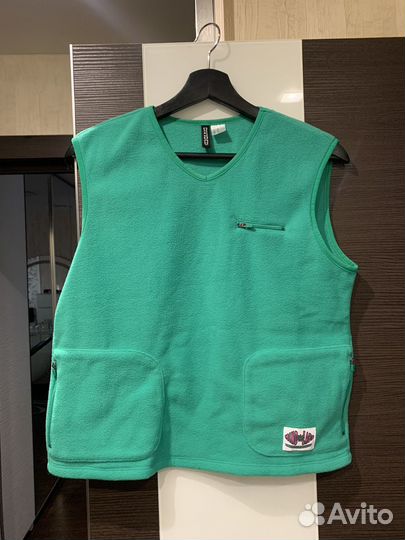 Жилет кофта