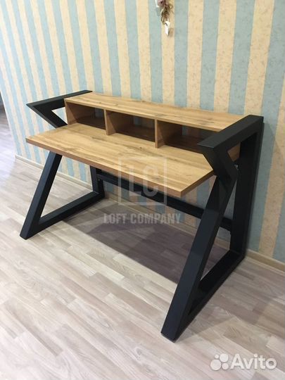 Стол компьютерный