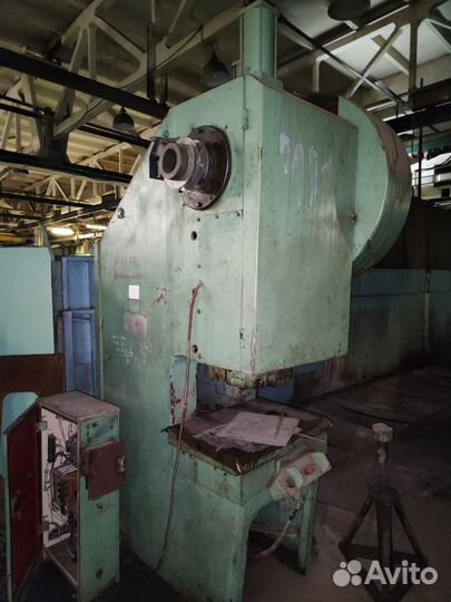 Пресс кривошипный кд2128