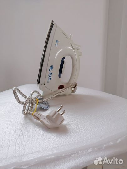 Утюг новый