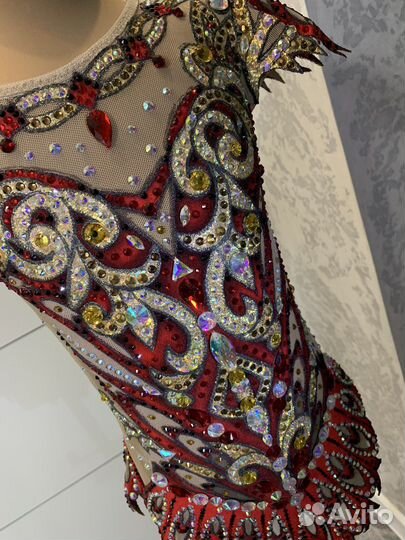 Купальник для художественной гимнастики