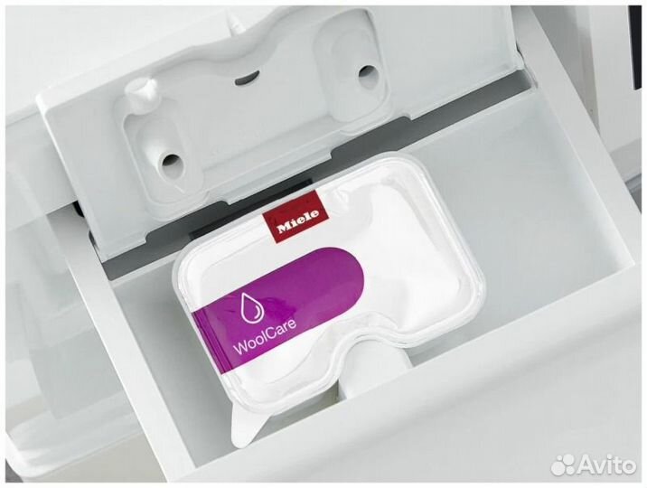 Стиральная машина Miele WEA025WCS EU Active, белый