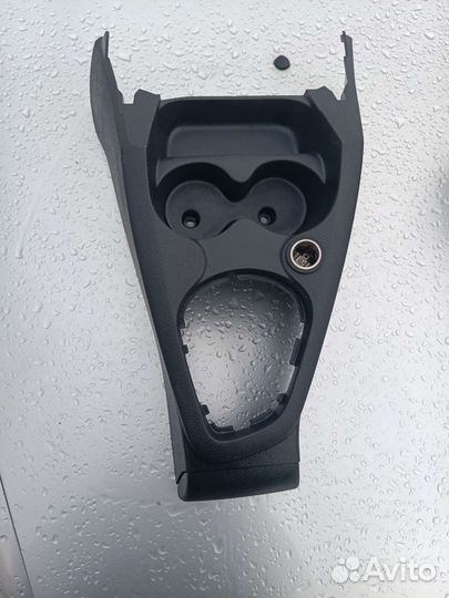 Консоль центральная Renault Logan 2