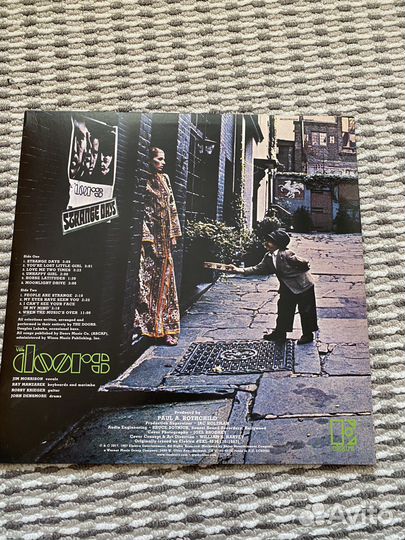 Виниловые пластинки the doors, black sabbath