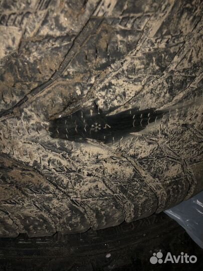 Nokian Tyres Hakkapeliitta R3 SUV 275/45 R20